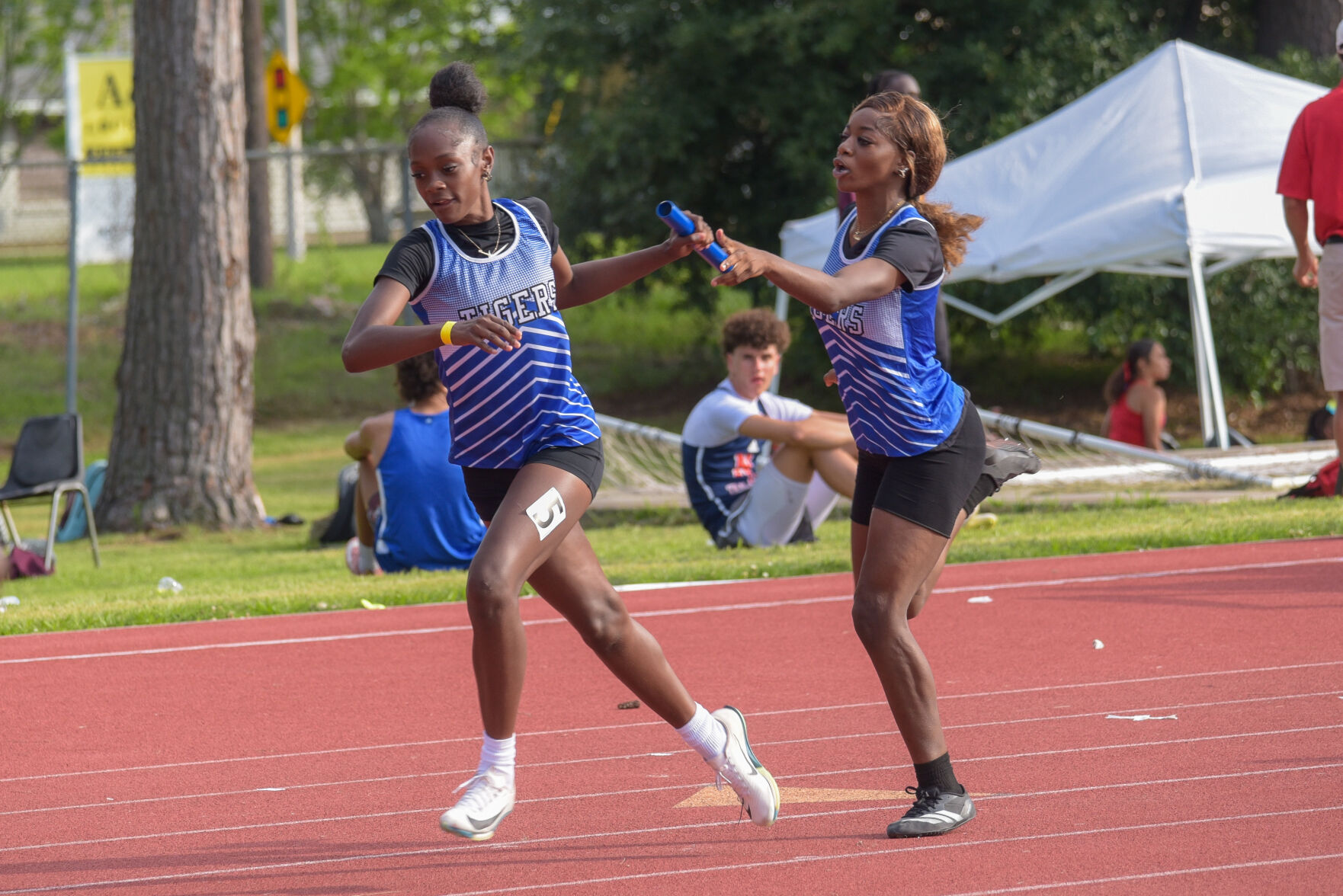 ACA.2aregionaltrack.050125.113.JPG